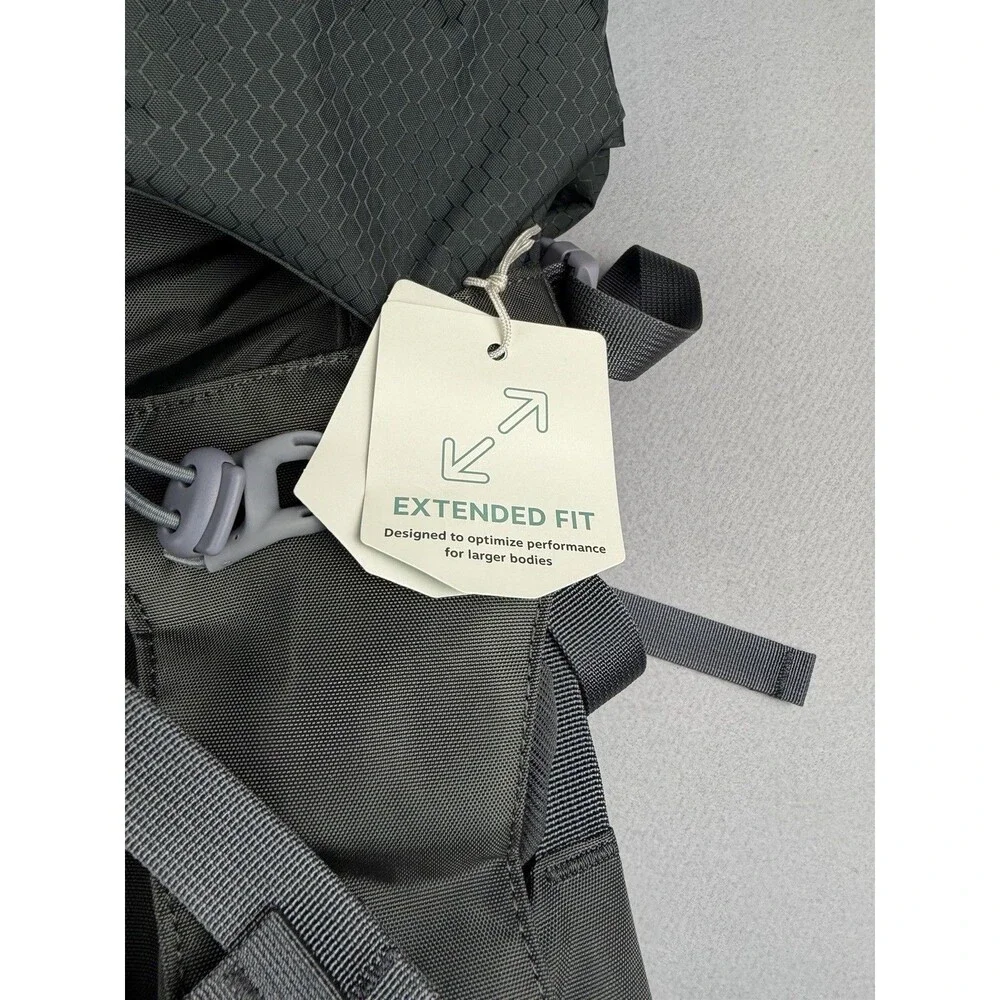 NWT Osprey Ariel 65 L Women’s Hiking Backpack Camping Pack Green Gray 3967 Cu.in - Picture 4 of 16